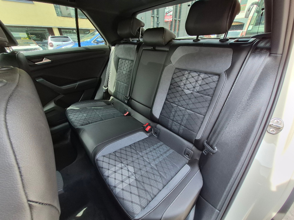 2023 Volkswagen T-Roc 2L Diesel For Sale Images