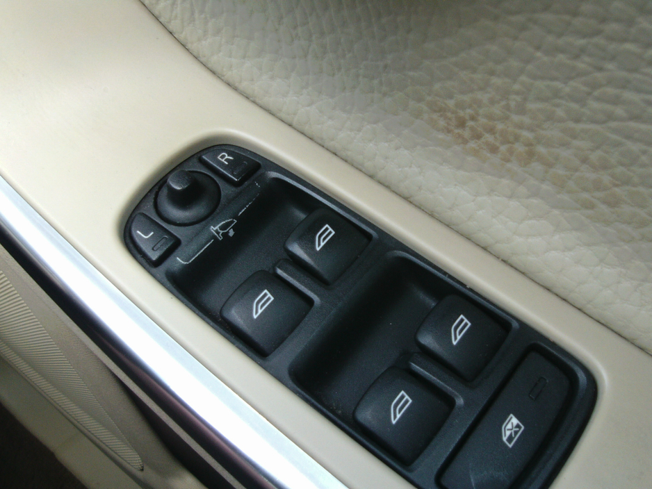 2013 Volvo V60 1.6L Diesel For Sale Images
