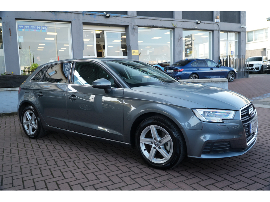 Audi A3 1.4 TSI SPECIAL EDITION 5DR HATCHBACK  AUTO  //  STUNNING CAR // BUY WITH CONFIDENCE AA AND SIMI APPROVED DEALER 2026 // FINANCE ARRANGED // ALL TRADE INS WELCOME // WELL WORTH VIEWING // — thumbnail 2