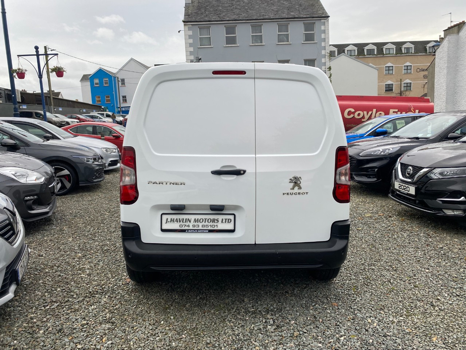 2021 Peugeot Partner 1.5L Diesel For Sale Images