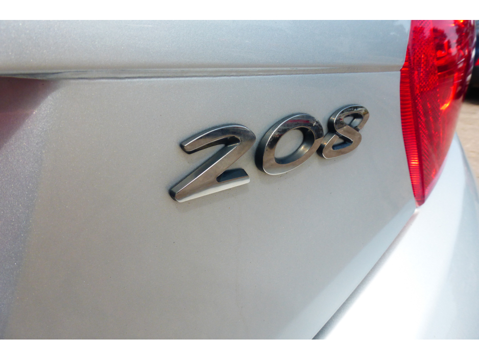 2014 Peugeot 208 1L Petrol For Sale Images