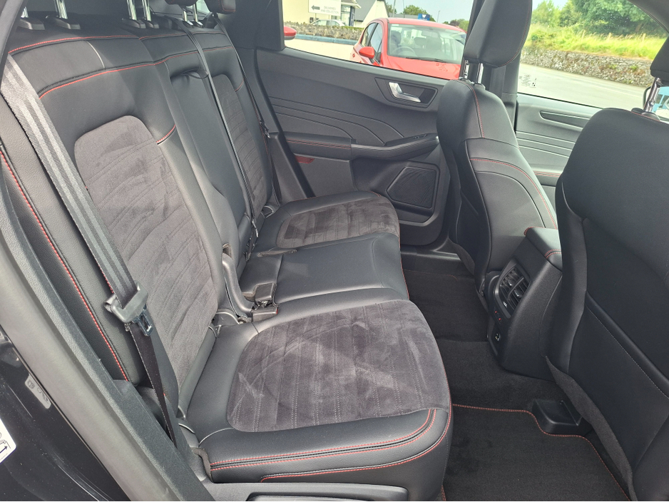 2023 Ford Kuga 2.5L Petrol Plug-in Hybrid For Sale Images