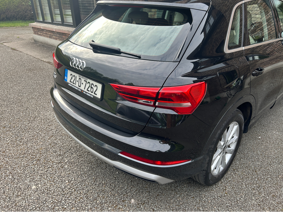 2022 Audi Q3 2L Diesel For Sale Images