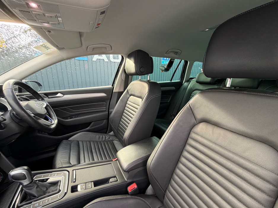 2022 Volkswagen Passat 1.4L Hybrid For Sale Images