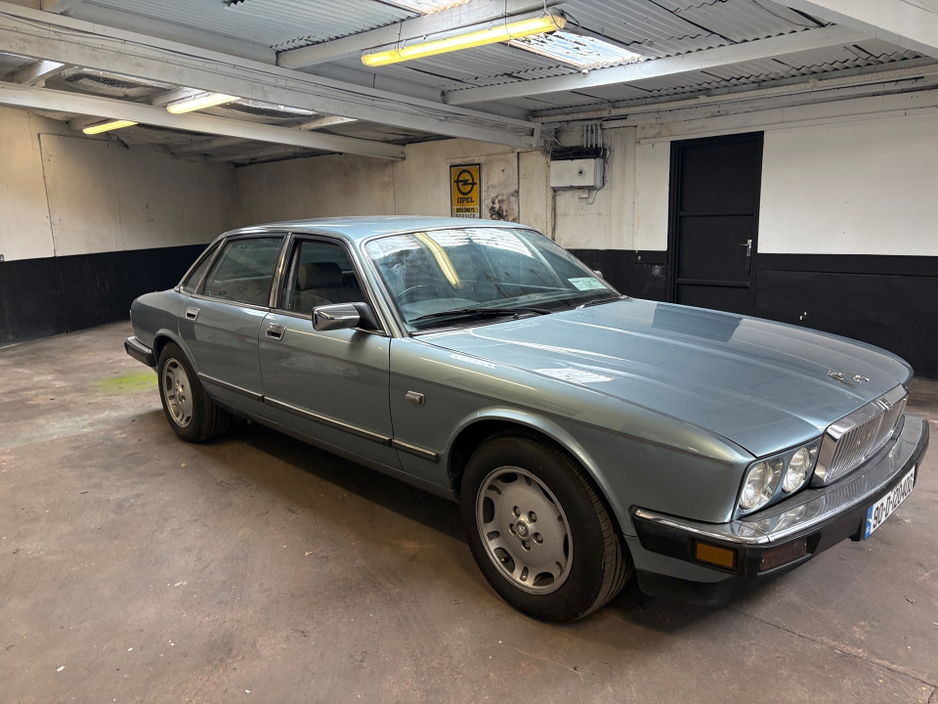 1990 Jaguar XJ6 2.9L Petrol For Sale Images