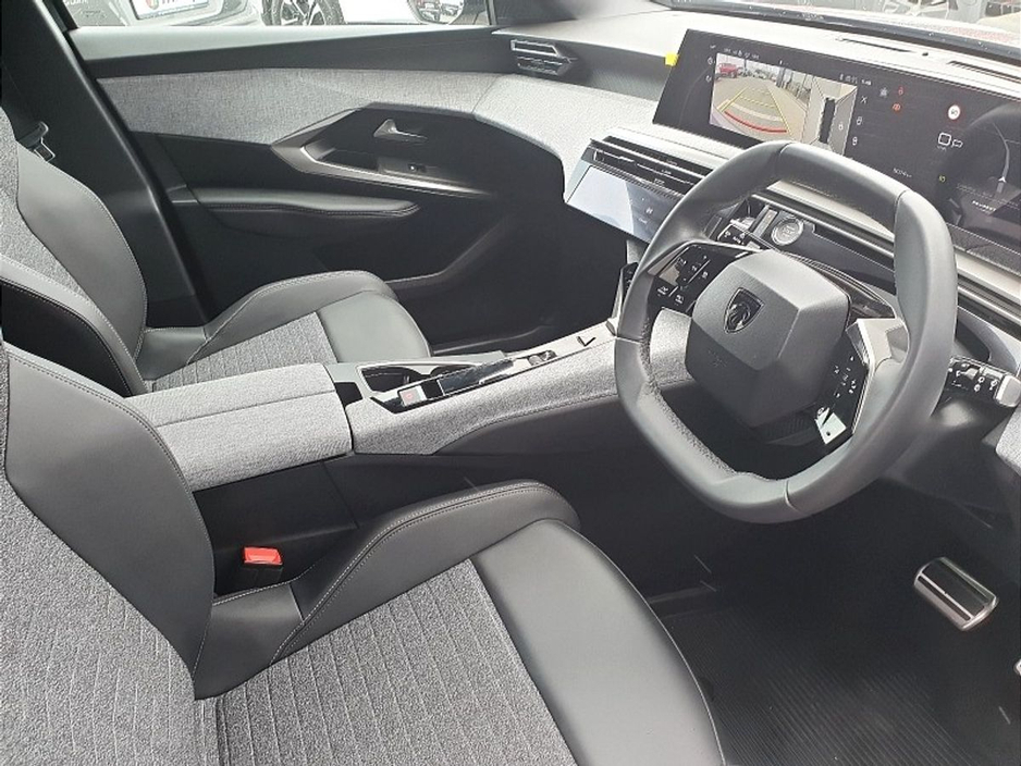 2026 Peugeot 5008 1.2L Petrol For Sale Images