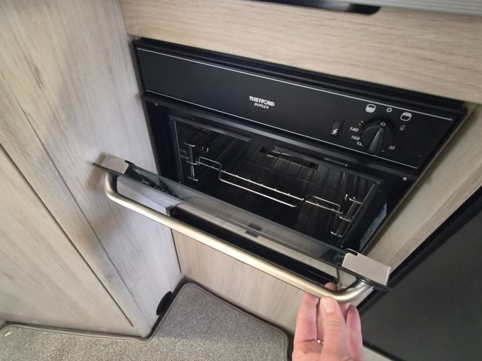 2022 Auto-Trail F-Line 2L Diesel For Sale Images