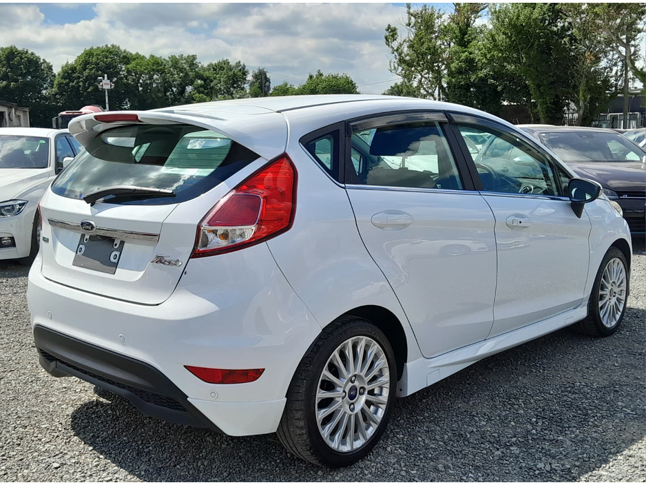 Ford Fiesta 1.0L EcoBoost Petrol Automatic - Low mileage (3160) — thumbnail 4
