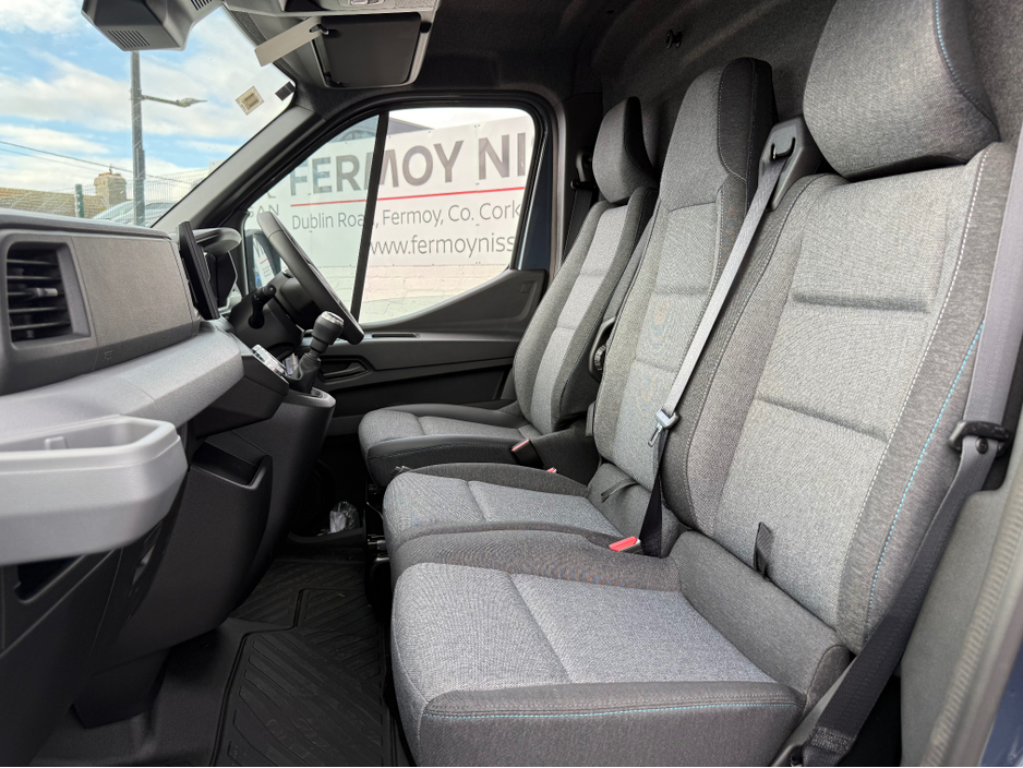 2027 Nissan Interstar 2L Diesel For Sale Images