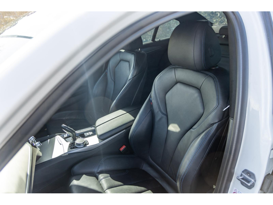 BMW 5 Series 530E M SPORT M PERFORMANCE *1 YEAR WARRANTY* — thumbnail 27