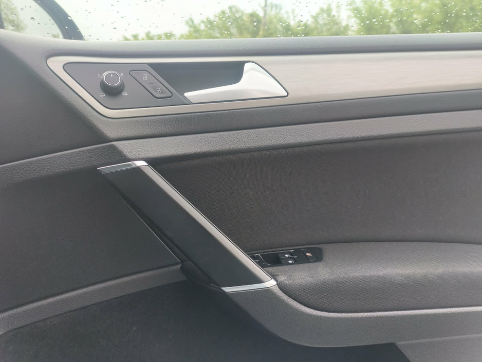 2016 Volkswagen Golf 1.2L Petrol For Sale Images