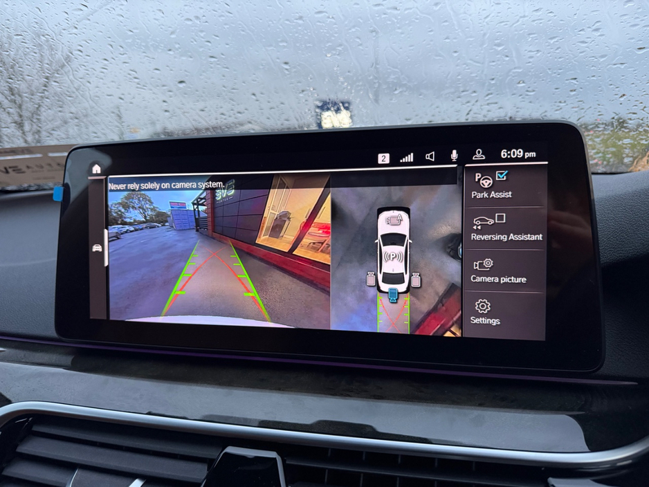 2021 BMW 5 Series 2L Petrol Plug-in Hybrid For Sale Images