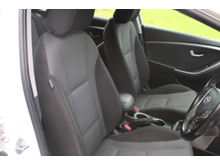 2015 Hyundai i30 1.6L Diesel For Sale Images