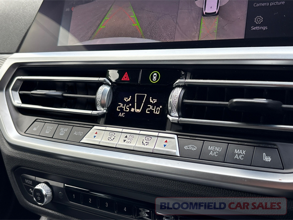 BMW 3 Series X-DRIVE, M-SPORT TOURING , AUTO // LOW MILEAGE — thumbnail 21