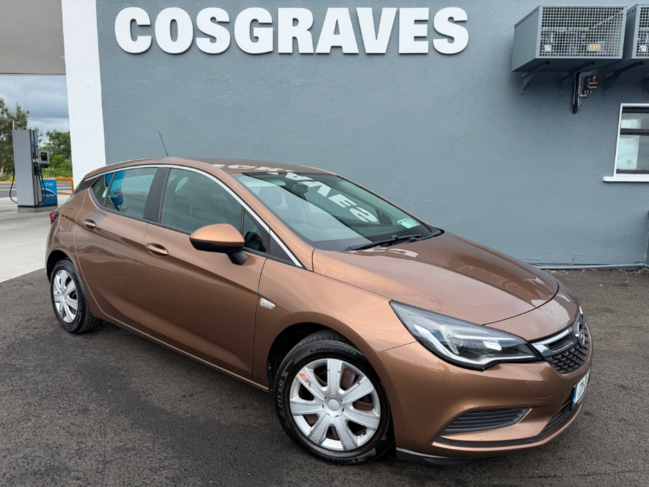 Used Opel Astra 2017 in Mayo