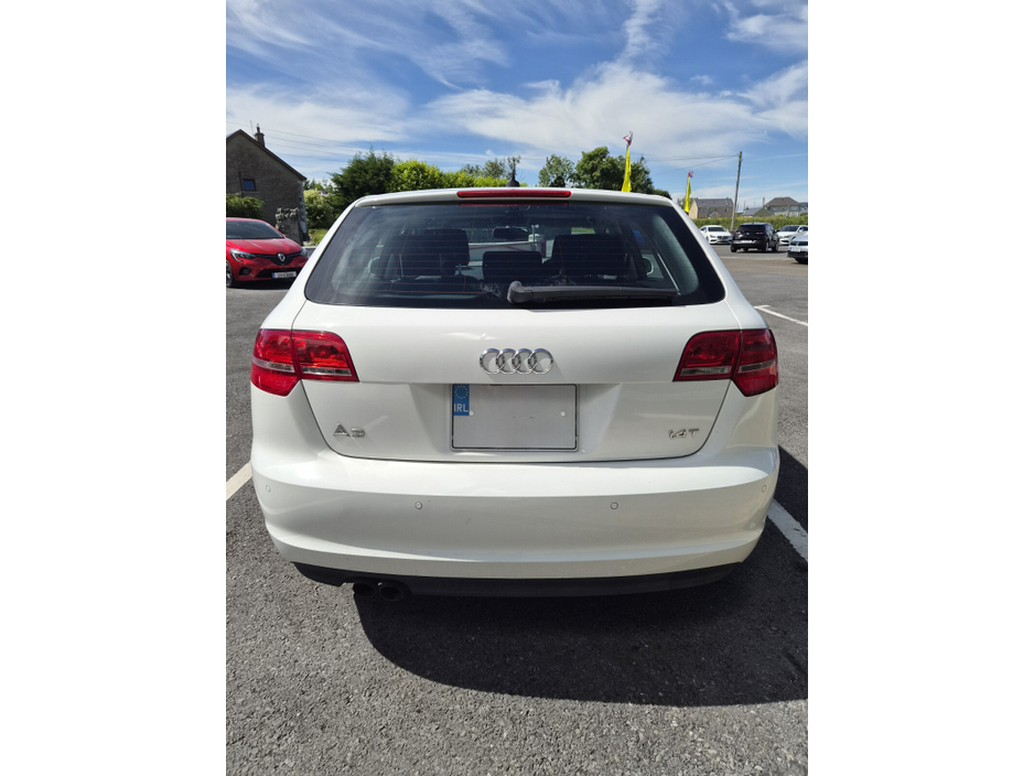 Audi A3 1.4 TFSI S TRONIC — thumbnail 4