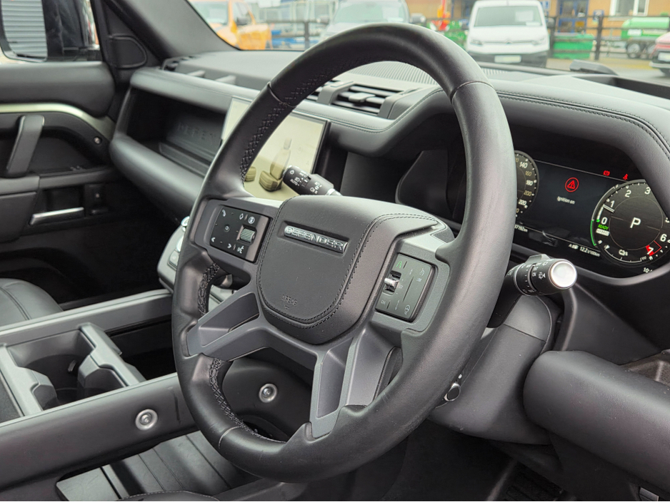 2024 Land Rover Defender 2L Petrol Plug-in Hybrid For Sale Images