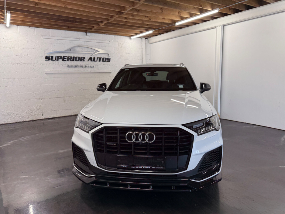 2021 Audi Q7 3L Petrol Hybrid For Sale Images