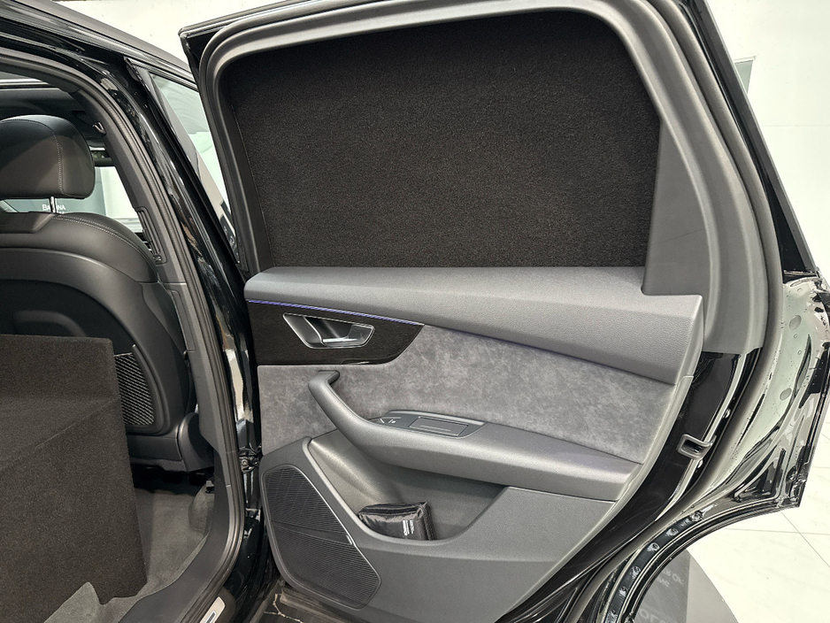 2026 Audi Q7 3L Diesel For Sale Images