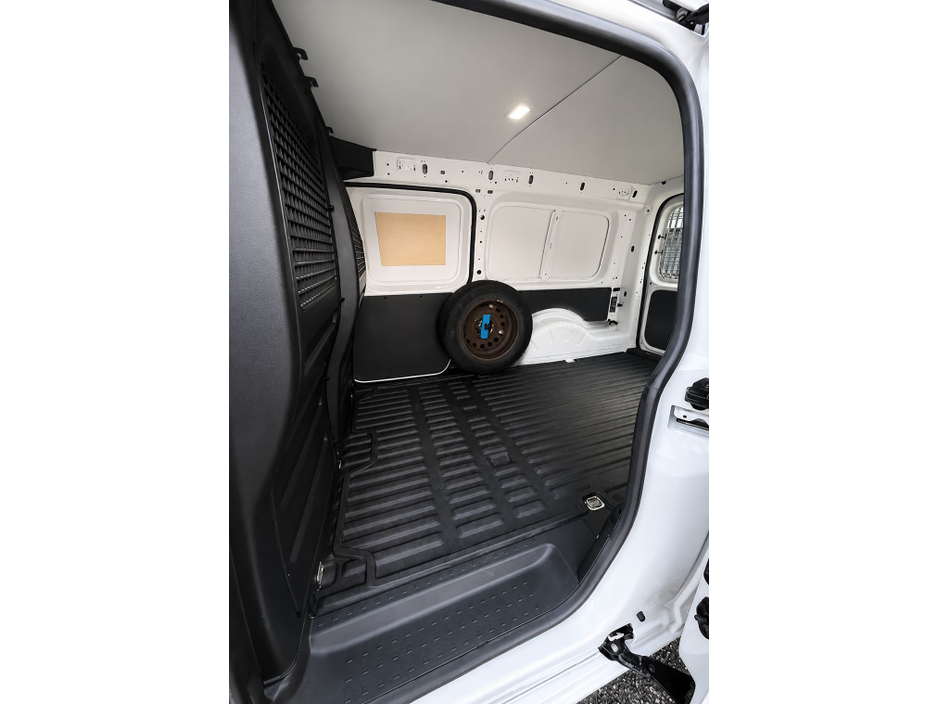 2019 Volkswagen Caddy 2L Diesel For Sale Images