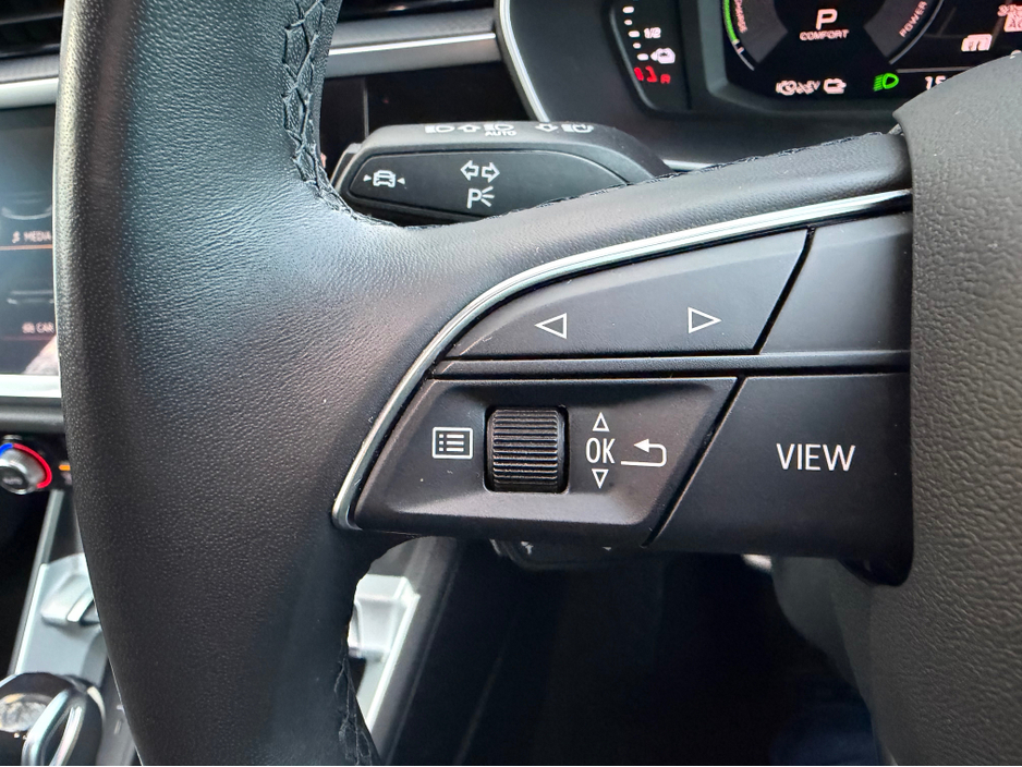 2022 Audi Q3 1.4L Petrol Plug-in Hybrid For Sale Images