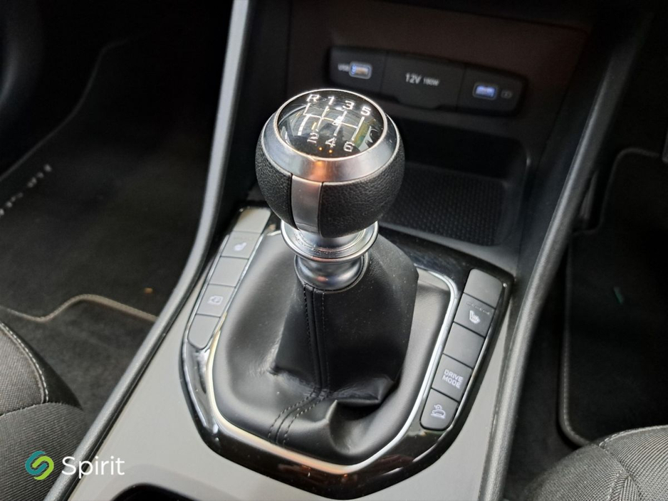 Hyundai Tucson Comfort Plus*Call Steven on 0861649214* — thumbnail 33