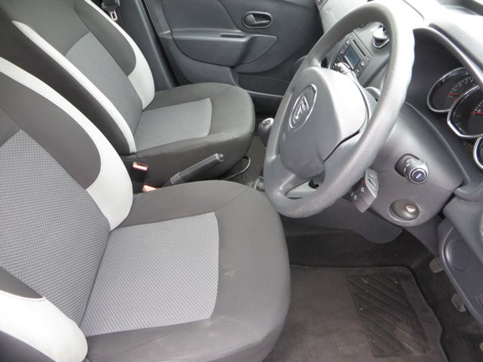 Dacia Sandero 1.2 PETROL — thumbnail 9