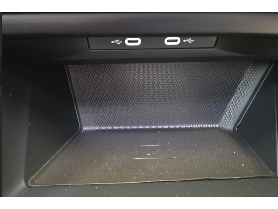 2024 Volkswagen Golf 1L Petrol For Sale Images