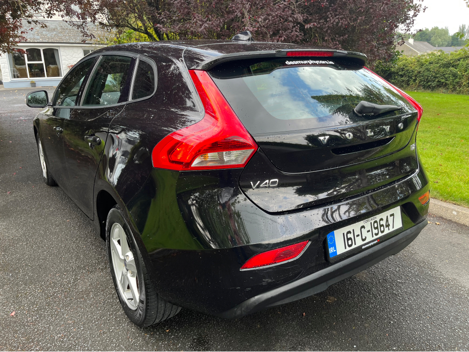 2016 Volvo V40 2L Petrol For Sale Images