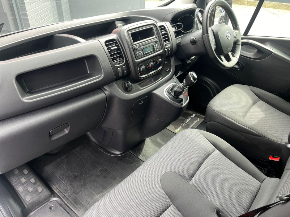 2020 Nissan NV300 2L Diesel For Sale Images