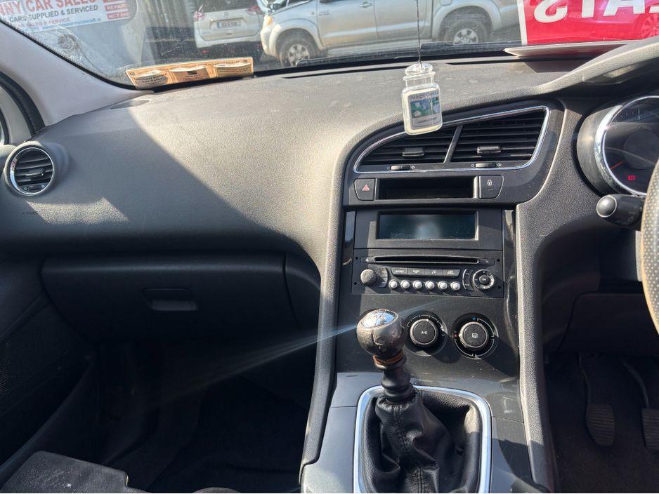 2015 Peugeot 5008 1.6L Diesel For Sale Images