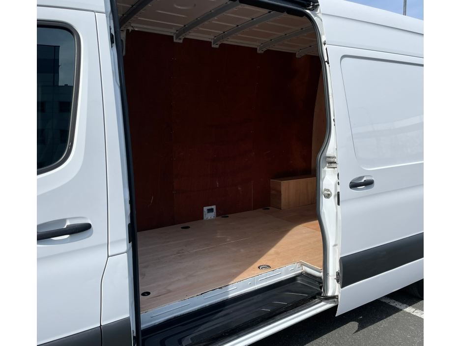 Used Mercedes-Benz Sprinter  (2021)