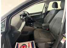 2021 Volkswagen Golf 2.0L Diesel For Sale Images