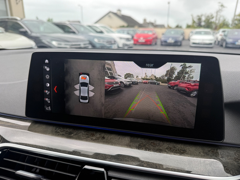 BMW 5 Series M-SPORT 523D 190BHP AUTOMATIC 2.0 DIESEL *VIRTUAL COCKPIT, REAR VIEW CAMERA, 19 " DIAMOND CUT ALLOYS, PARKING SENSORS FRONT & REAR, PADDLE SHIFT, MEMORY SEATS, LEATHER UPHOLSTERY,3 STAGE HEATED SEATS* — thumbnail 18