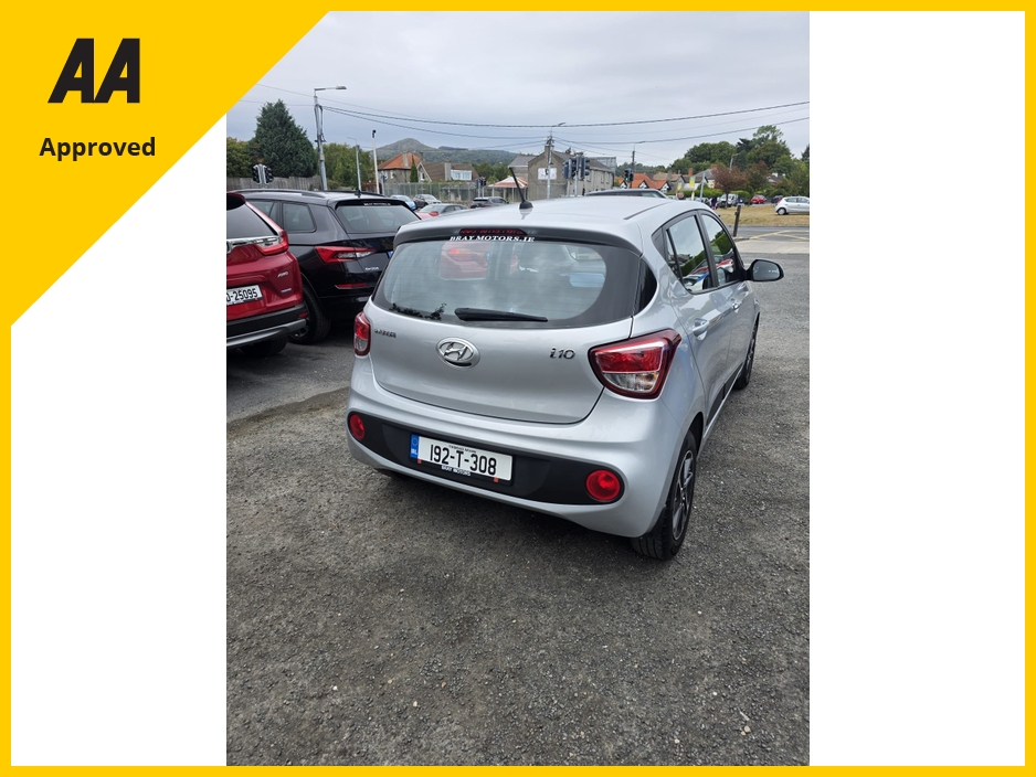 Hyundai i10 DELUXE 4DR — thumbnail 16