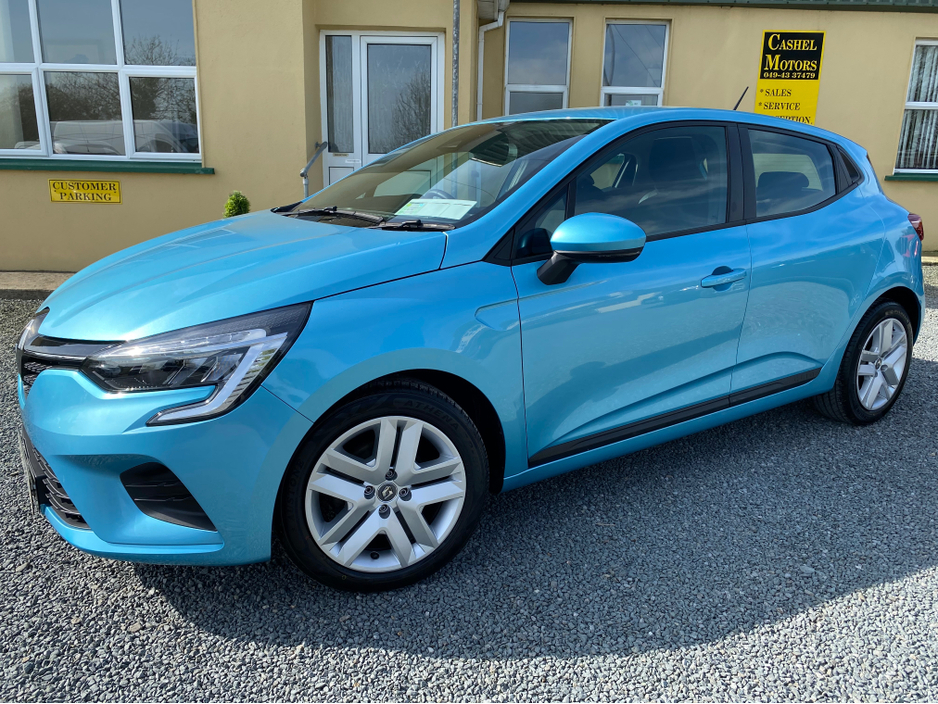2022 Renault Clio 1L Petrol For Sale Images
