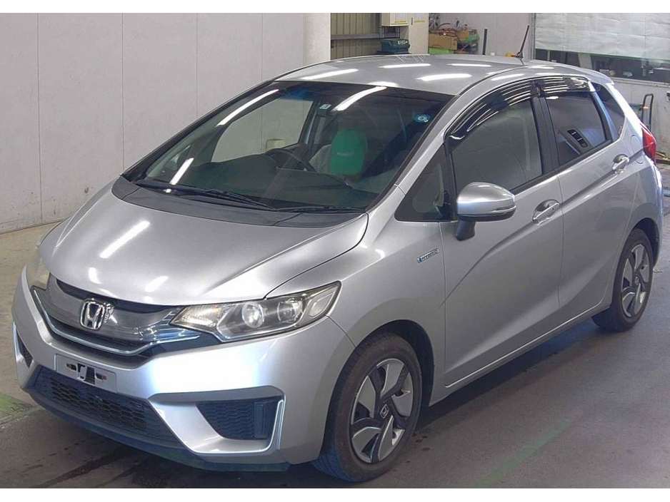 Honda Fit 1.5 Petrol Hybrid Auto
