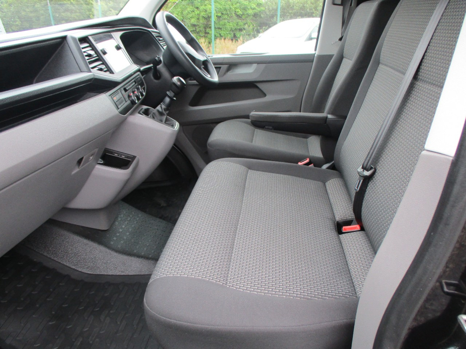 2022 Volkswagen Transporter 2L Diesel For Sale Images