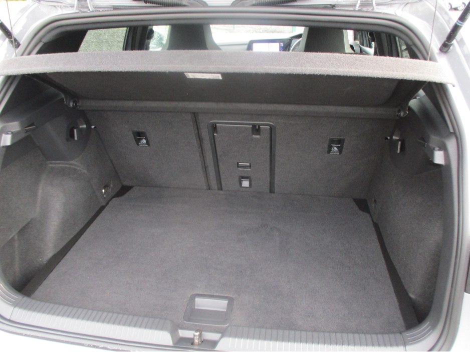 2023 Volkswagen Golf 2L Diesel For Sale Images