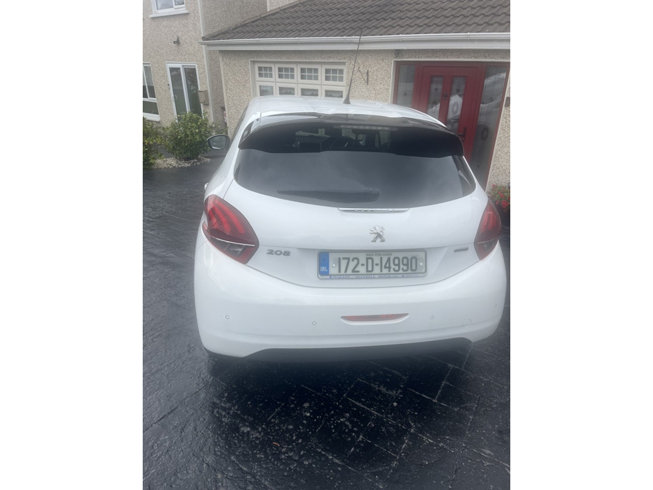 Peugeot 208 ALLURE 1.2 82 ECOMATIQUE S STT 4 — thumbnail 2