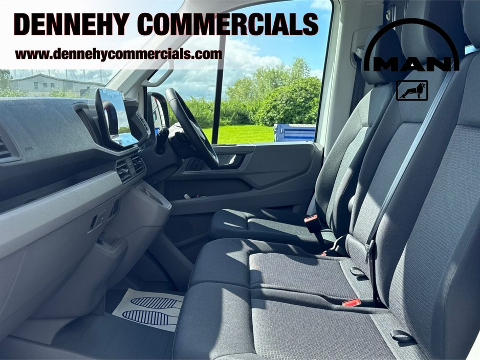 2025 MAN TGE 2.0L Diesel For Sale Images