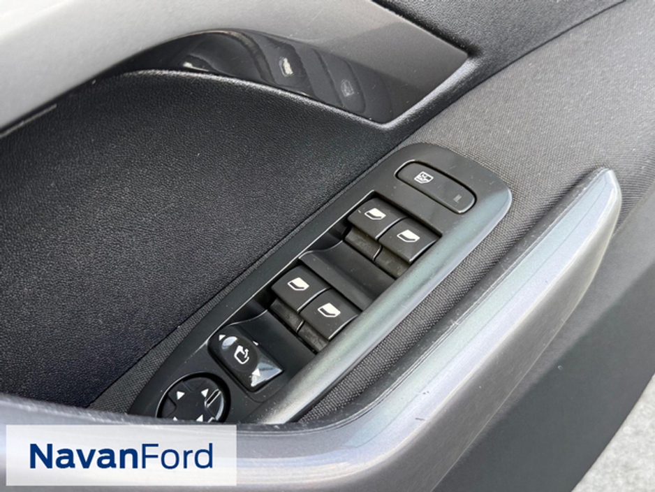 Peugeot 2008 Active 1.6 HDI 75Ps  **12 Month Warranty** — thumbnail 15