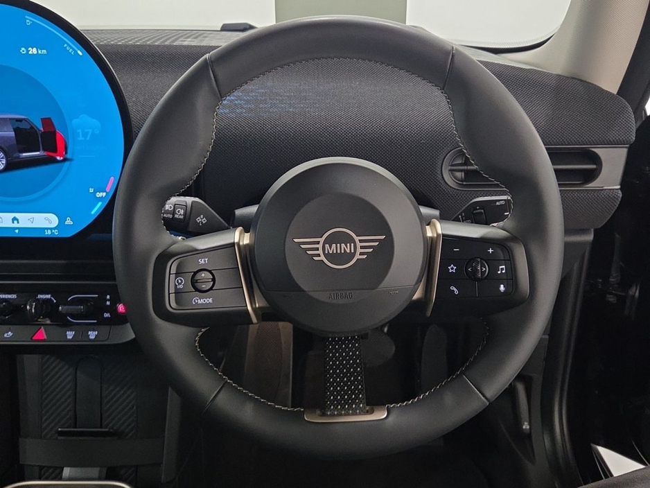 2024 MINI Hatch 1.5L Petrol For Sale Images