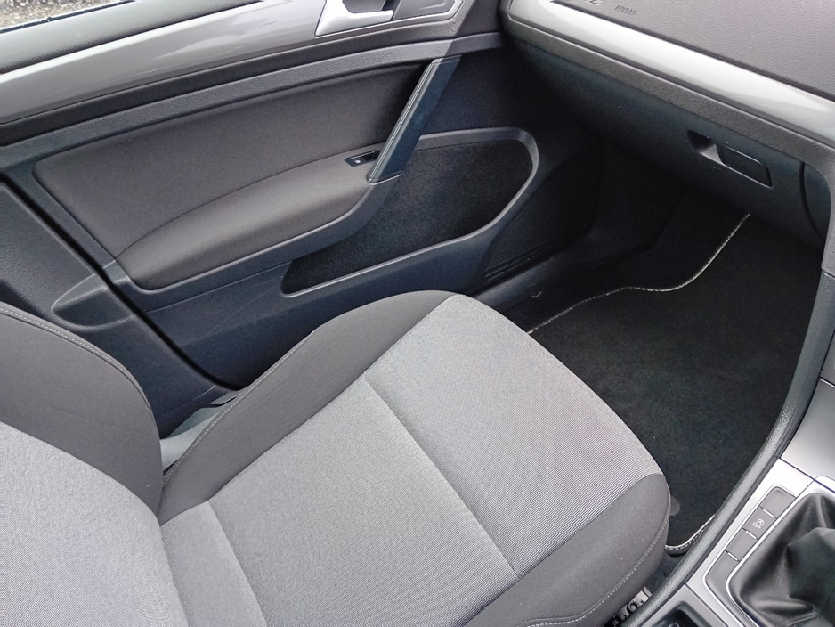 2017 Volkswagen Golf 1.6L Diesel For Sale Images
