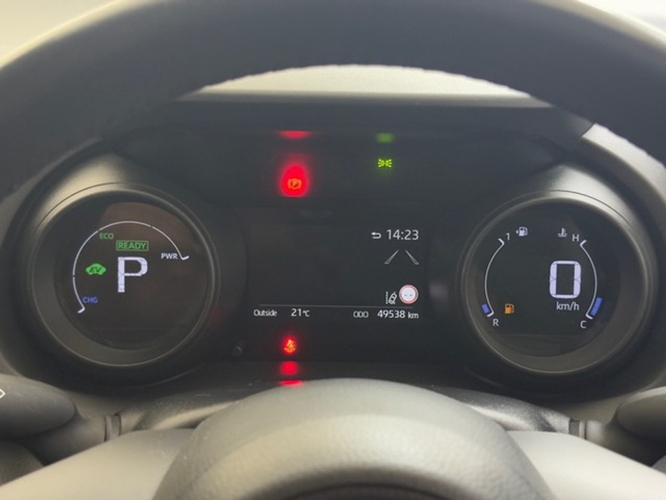 Toyota Yaris Luna Sport Hybrid — thumbnail 16