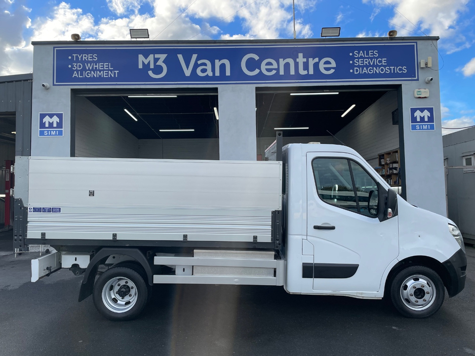 2021 Nissan NV400 2.3L Diesel For Sale Images