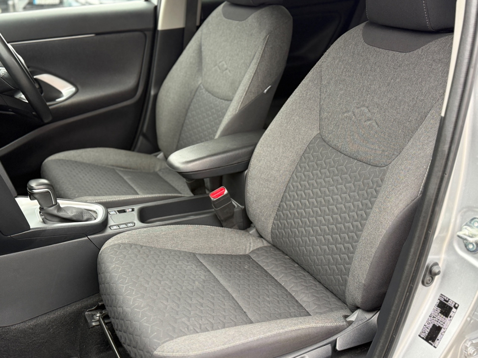 2024 Toyota Yaris Cross 1.5L Petrol Hybrid For Sale Images