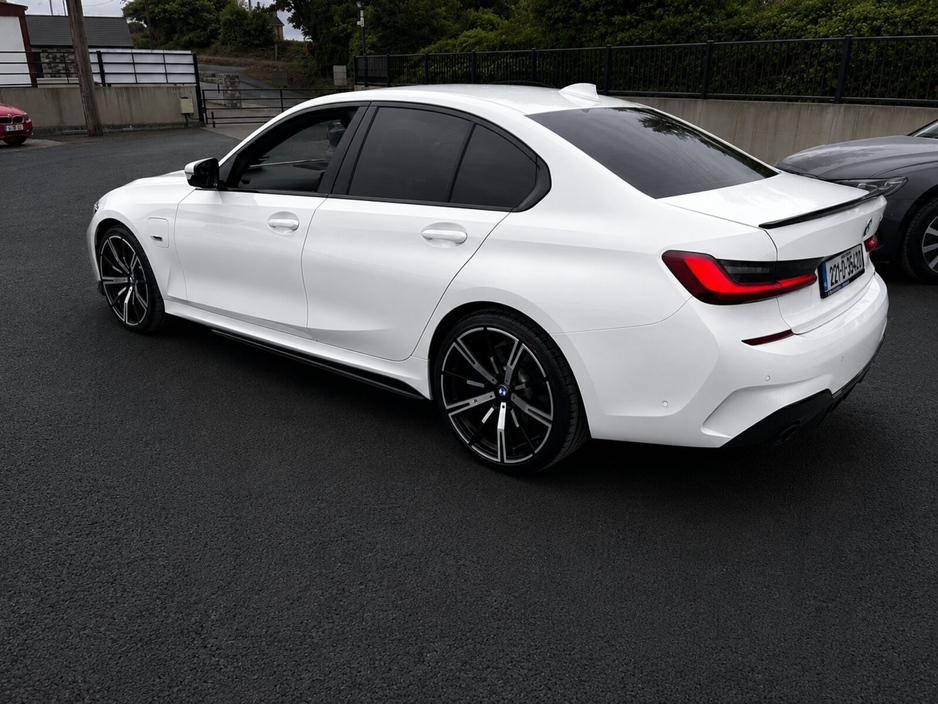 2022 BMW 3 Series 2L Petrol Plug-in Hybrid For Sale Images