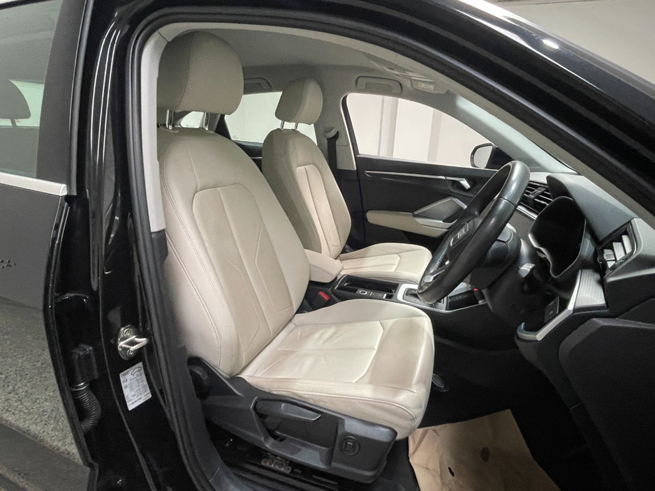 2022 Audi Q3 2L Diesel For Sale Images