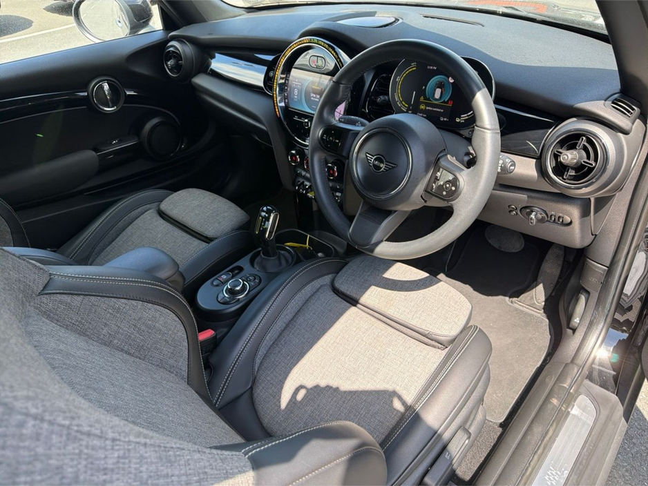 2023 MINI Hatch 0L Electric For Sale Images